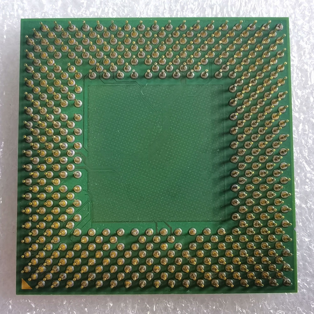 AMD Sempron 2200+ 反面
