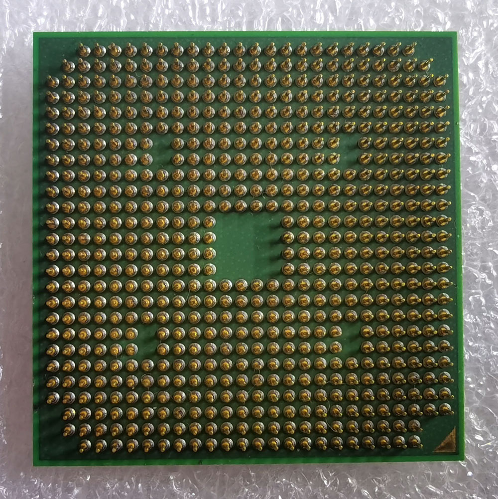 AMD Turion 64 MK-36 反面
