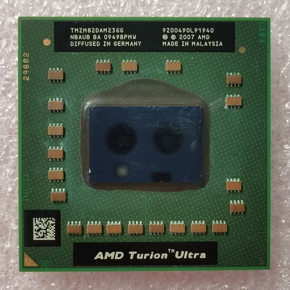 AMD Turion X2 Ultra ZM-82 正面