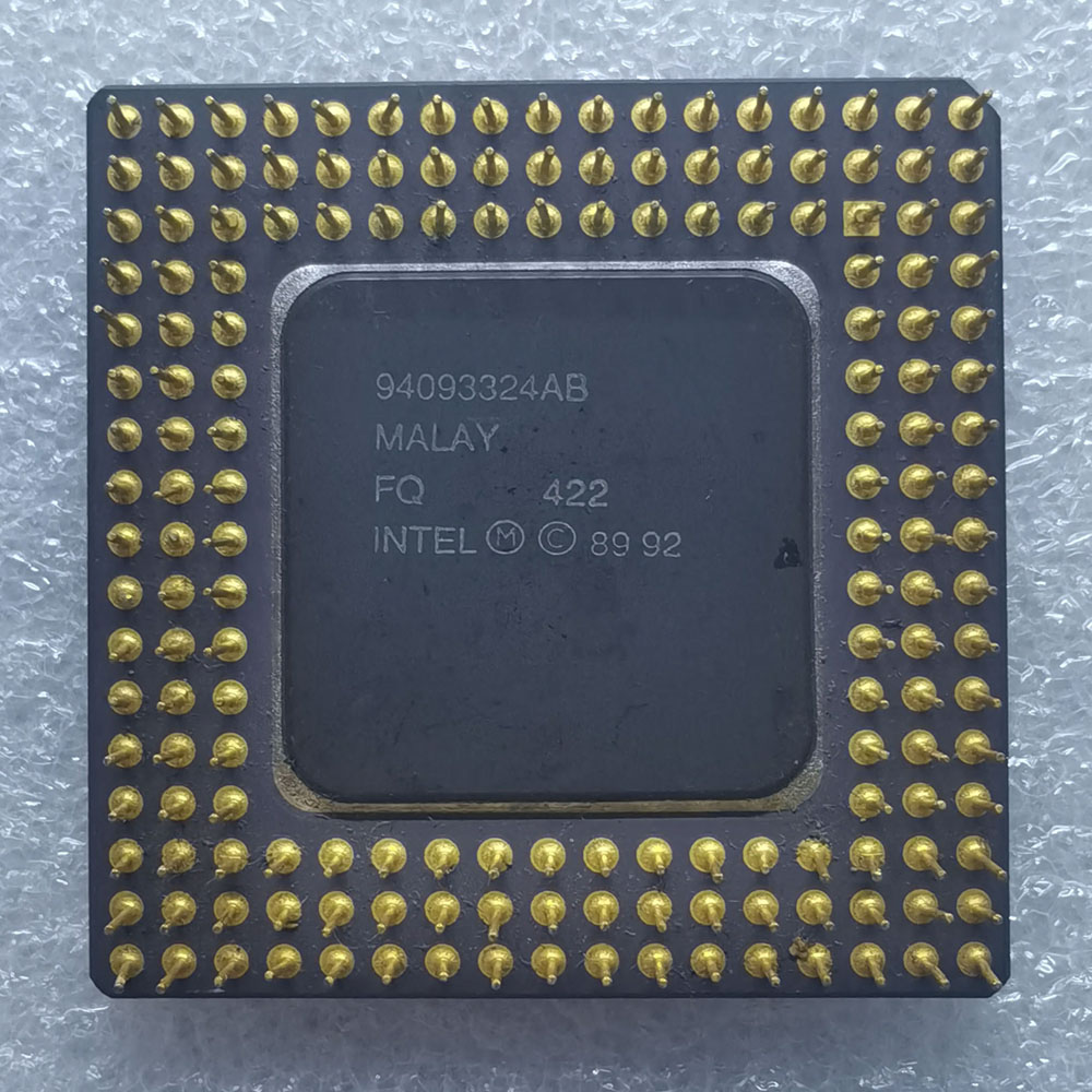 Intel A80486SX-33   &E5V1X 反面