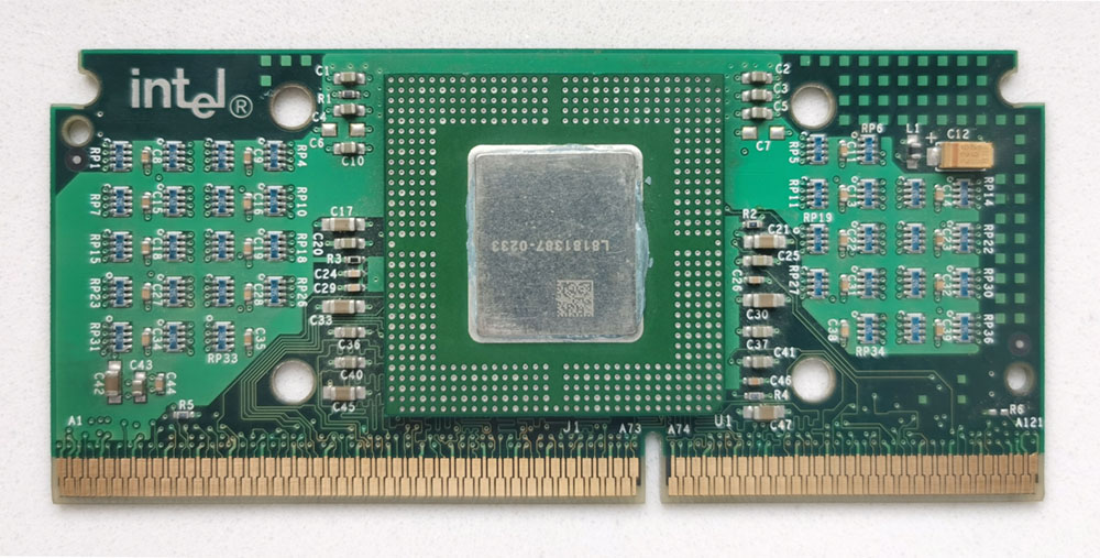 Intel Celeron 300A MHz 正面