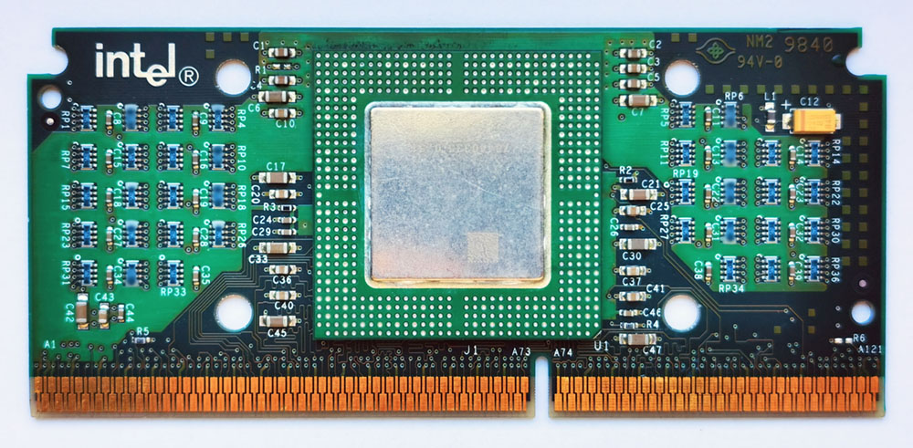Intel Celeron 333 MHz 正面