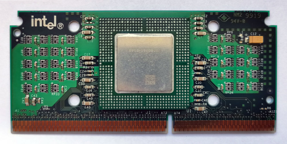 Intel Celeron 366 MHz 正面