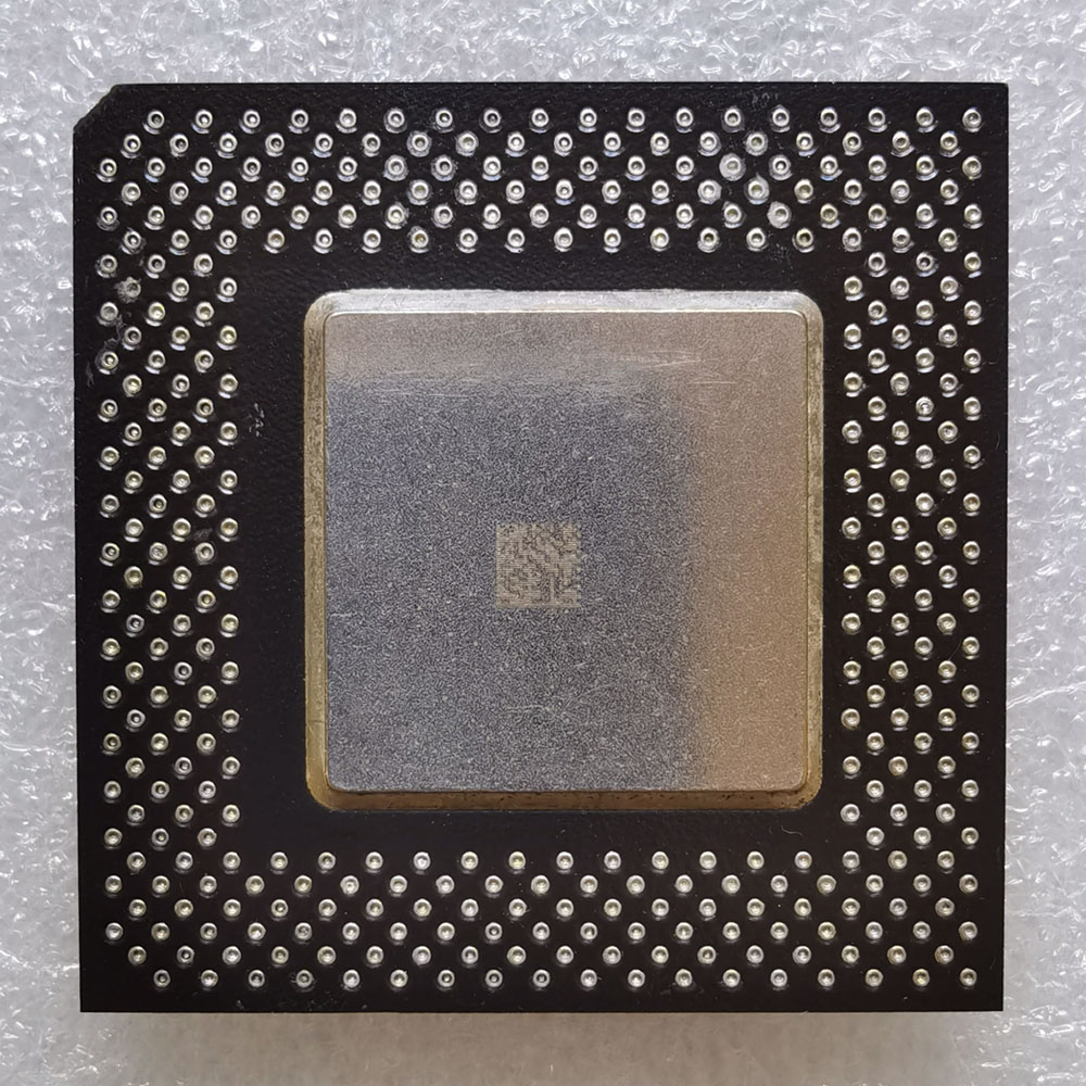 Intel Celeron 433MHz 正面