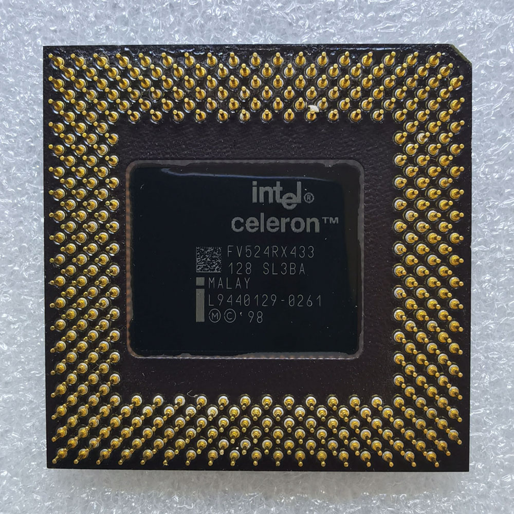 Intel Celeron 433MHz 反面