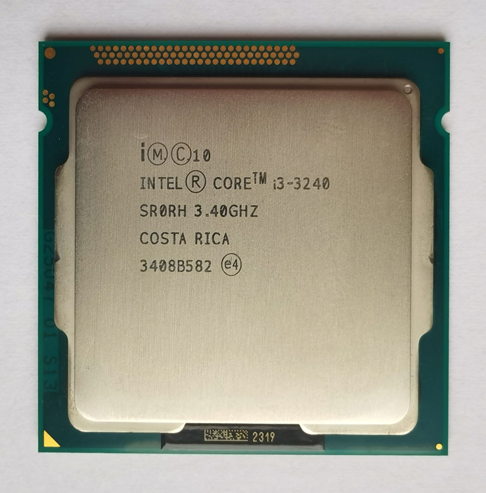 Intel Core i3-3240 正面