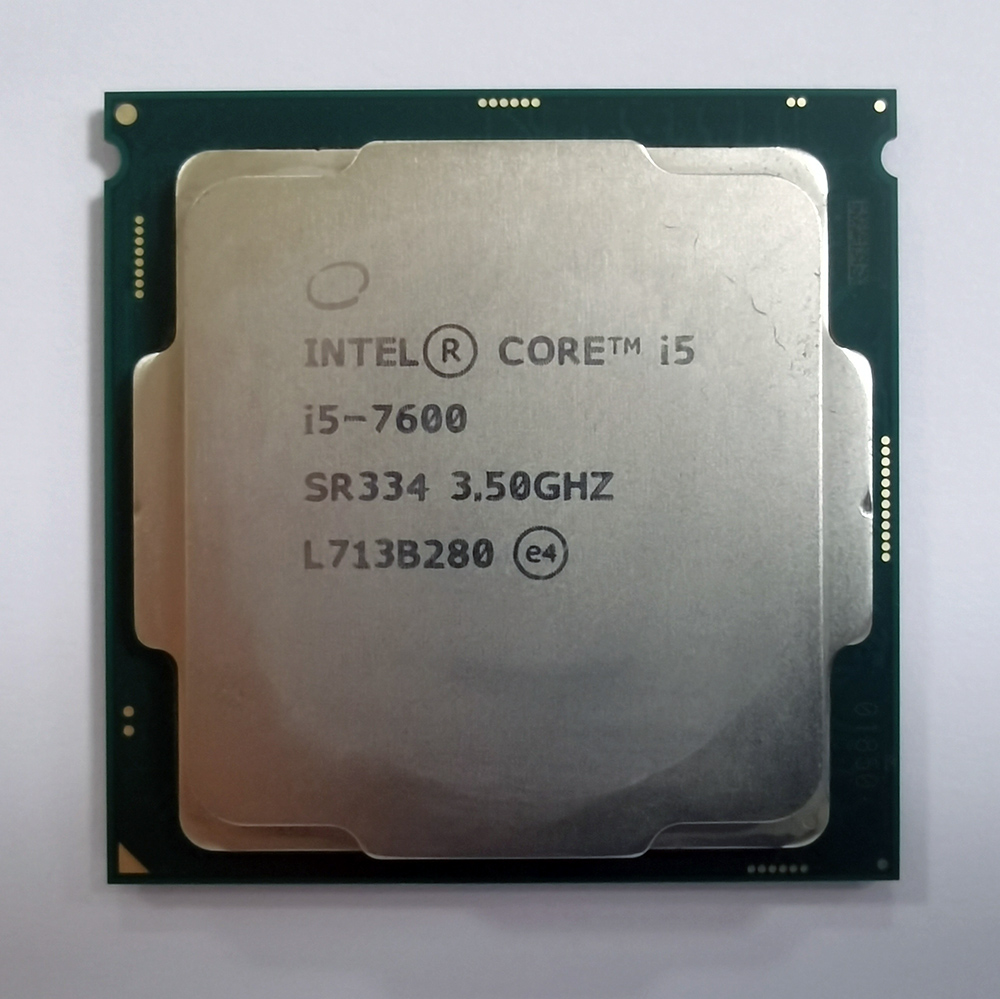 Intel Core i5-7600 正面