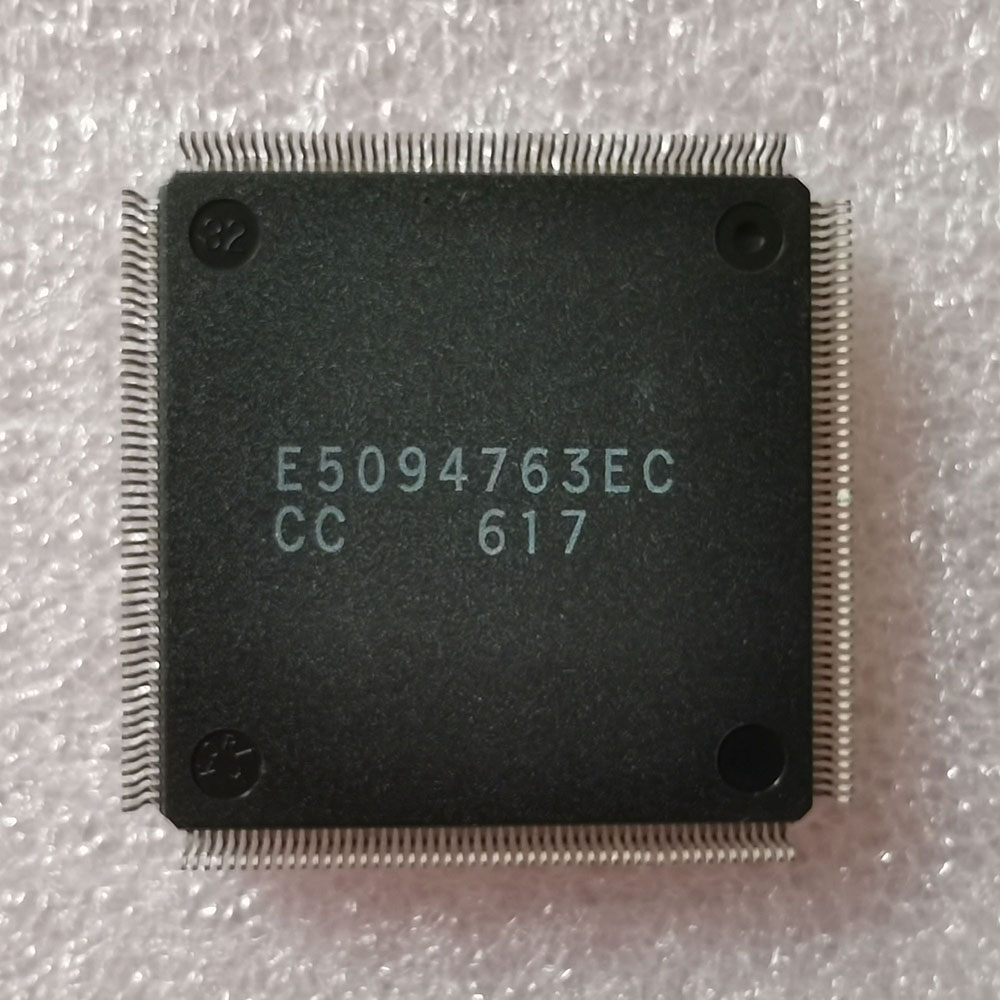 Intel FC80486DX4-75 Mobile 反面