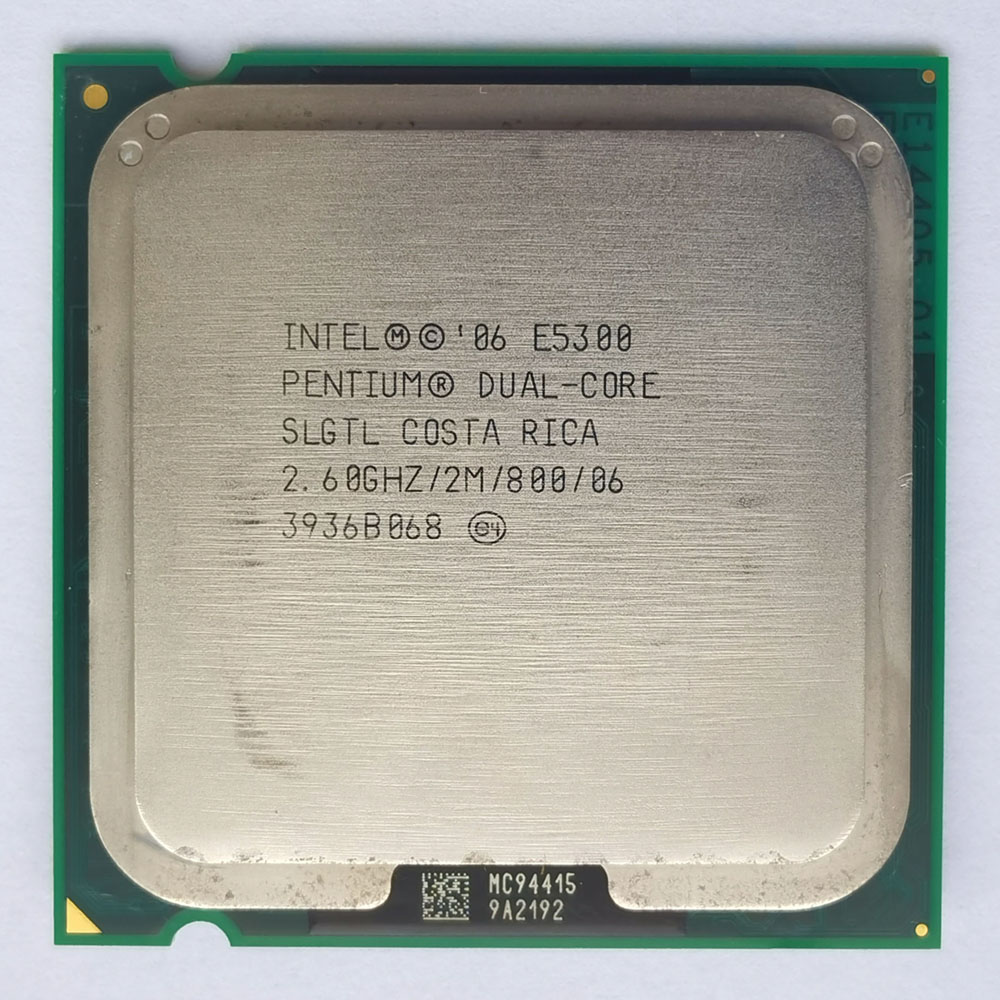 Intel Pentium Dual Core E5300 正面