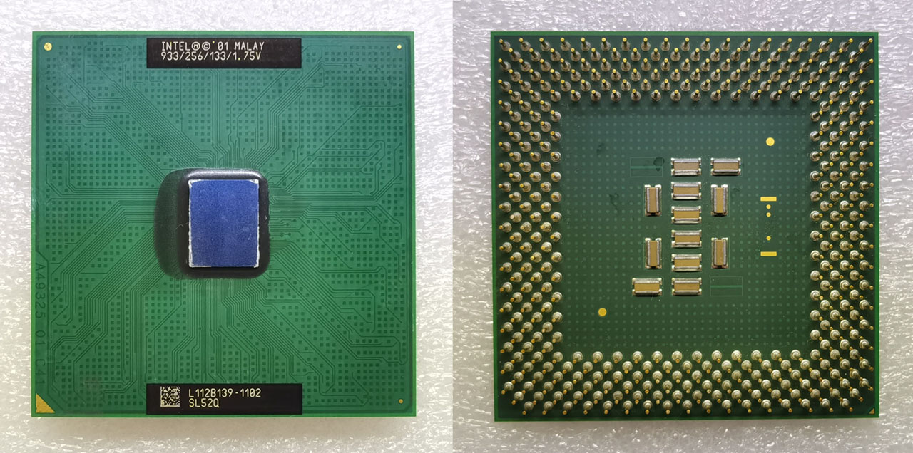 Intel Pentium III 933MHz 反面