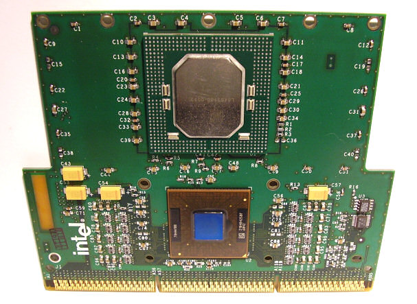 Intel Pentium II Xeon 400MHz / 1M
