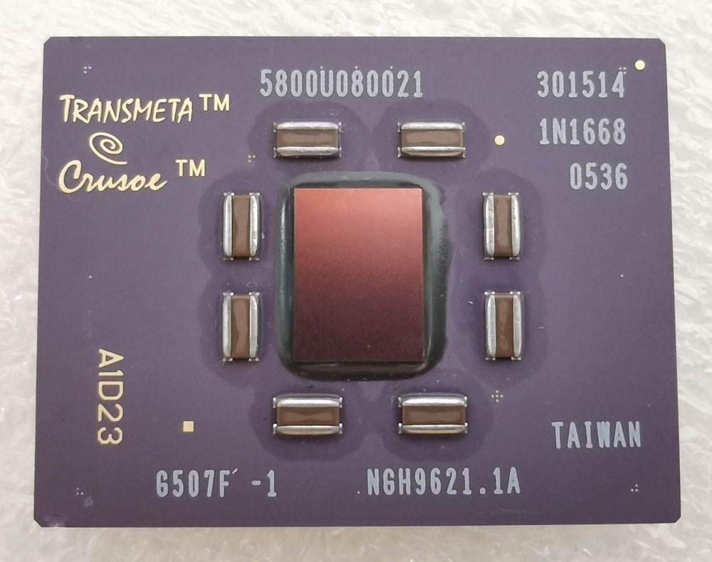 Transmeta Crusoe TM5800 正面