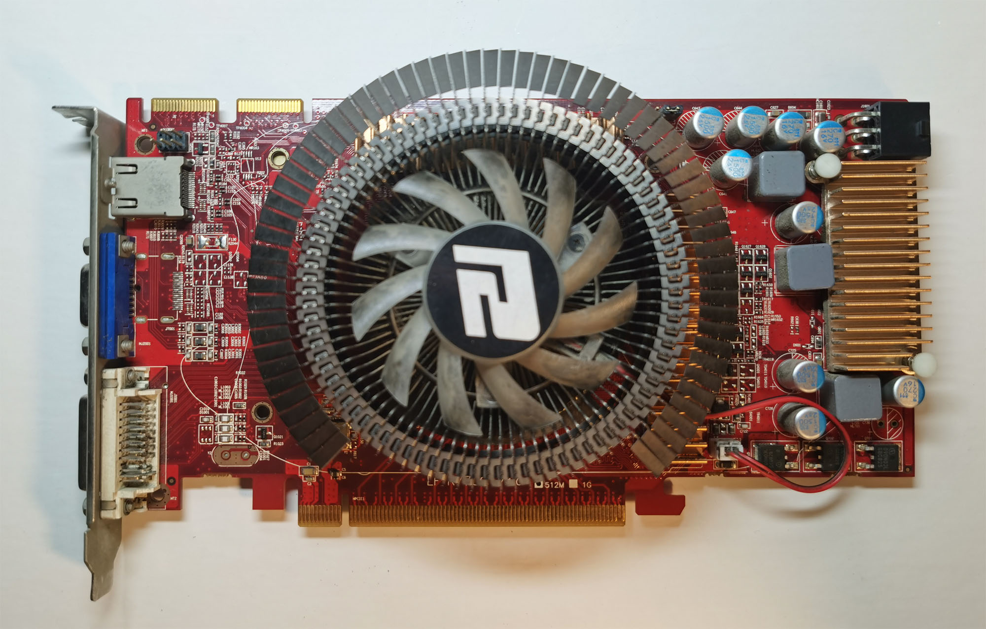 ATI Radeon HD 4850 正面