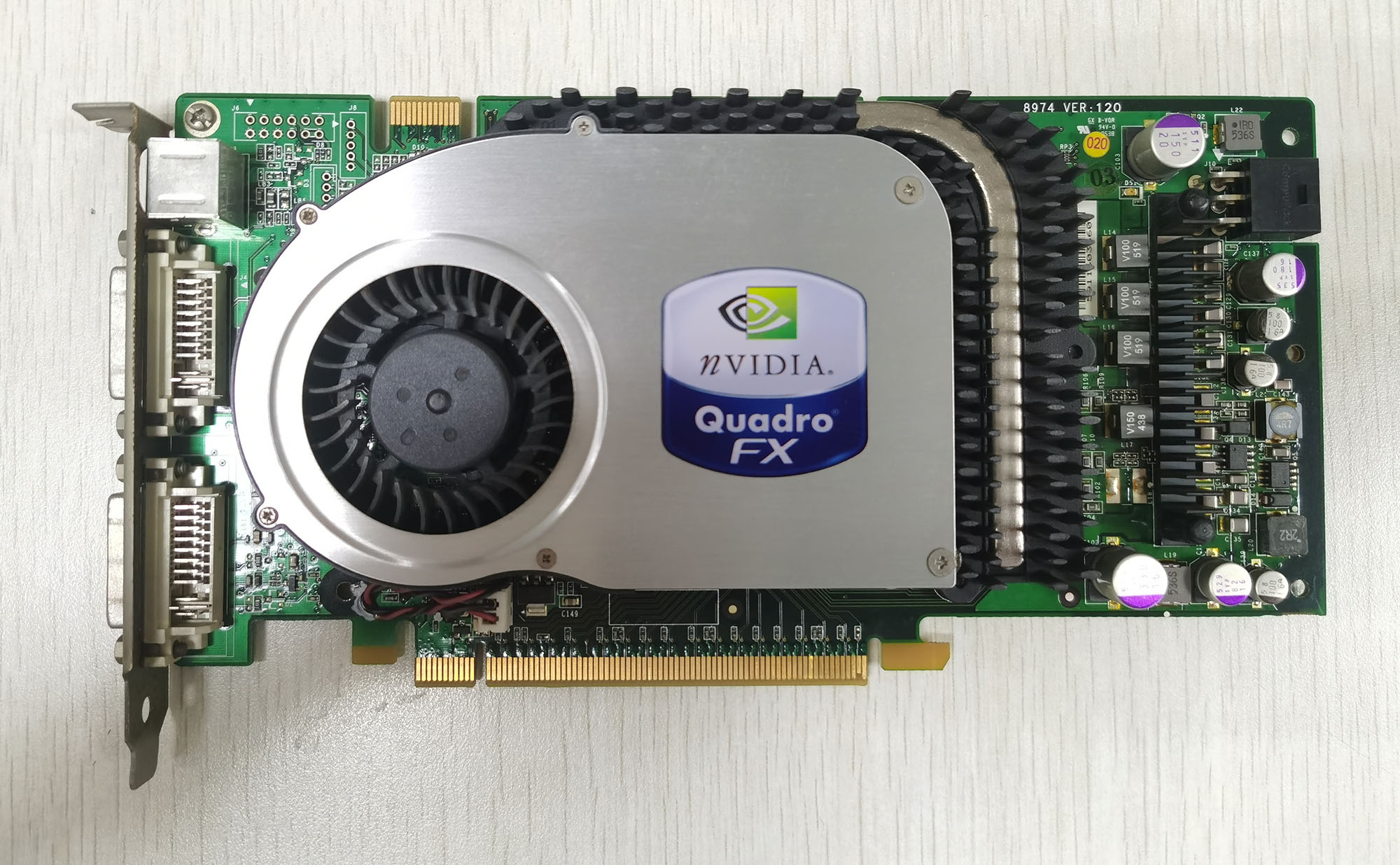 NVIDIA Quadro FX 3400 正面